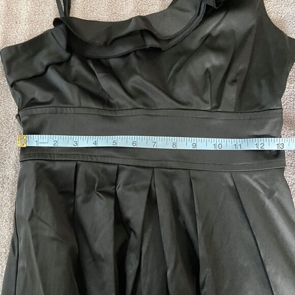 Speechless Black Ruffle Flower One Shoulder Mini Dress size 11 - Picture 13 of 15